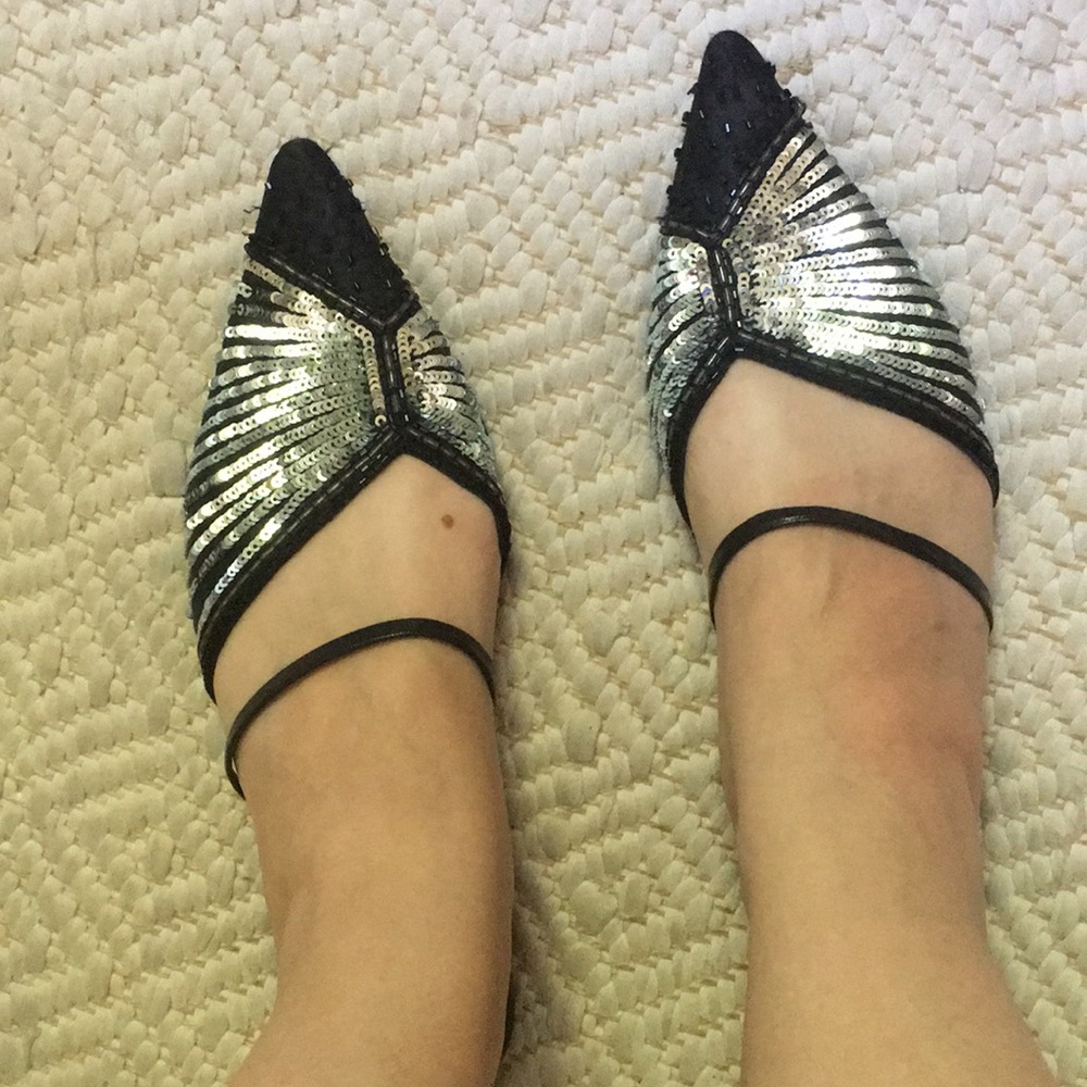 Italian slip on evening flats